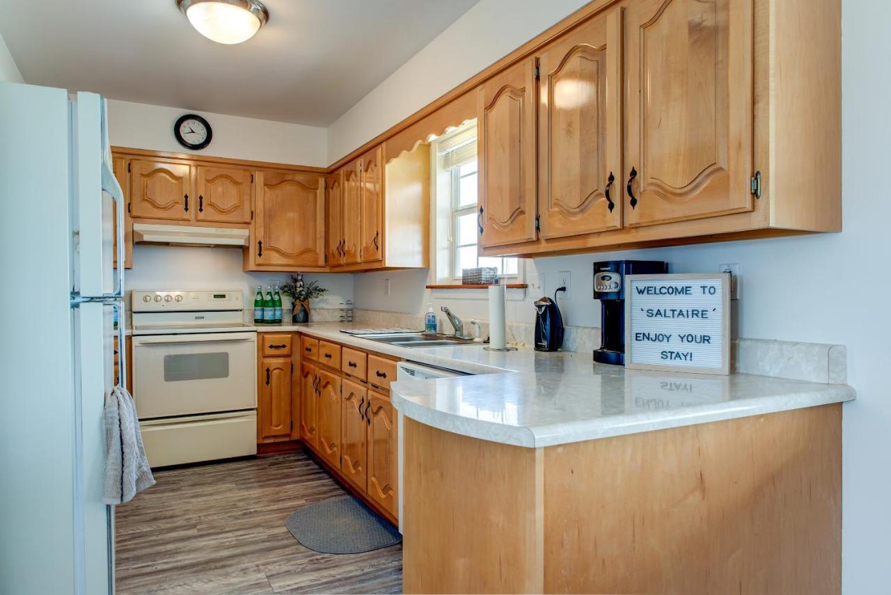 Saltaire - Pet Friendly! Amazing Wrap Around Porch - Steps From The Bay And A Short Walk To The Gulf Home Dauphin Island Exterior foto